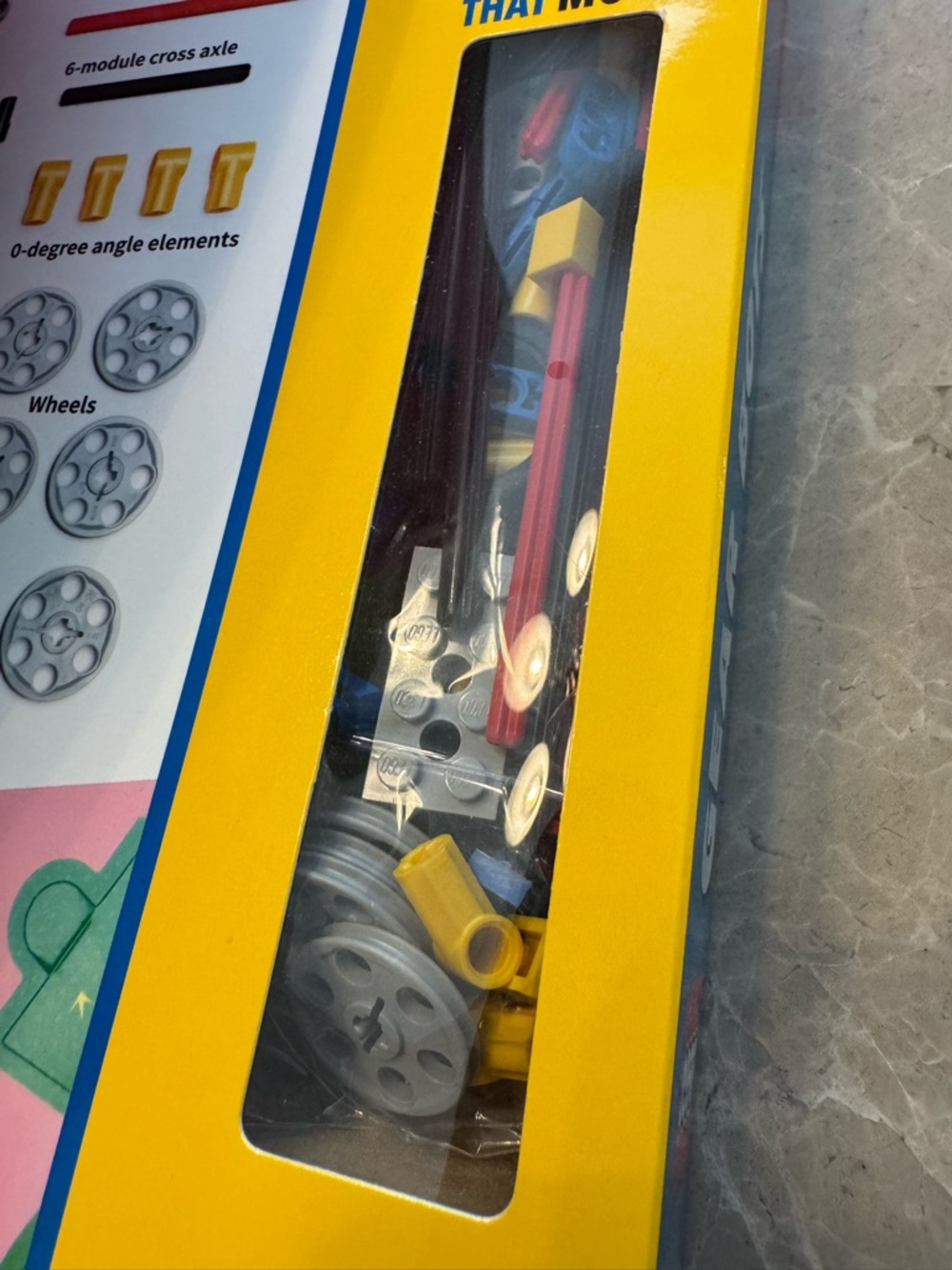 Klutz Lego Gear Bots Science/STEM Activity Kit for 8-12 years - Picture 7 of 7
